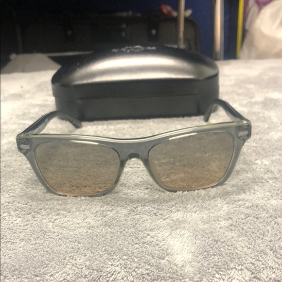 Coach Gray Sunglasses with Classic Design - Picture 2 of 6